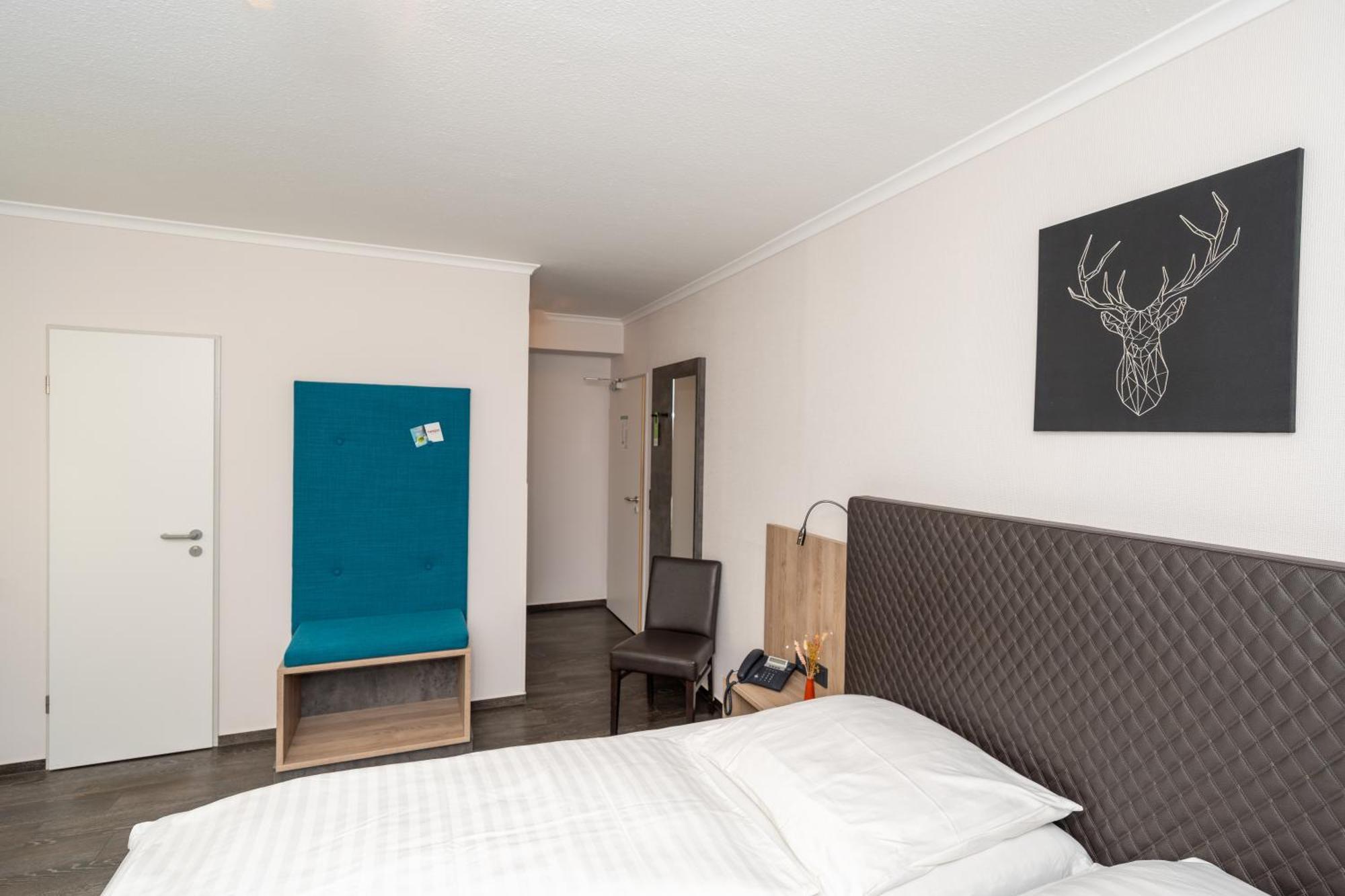 Tespo Hotel Und Sportpark Карст Екстериор снимка
